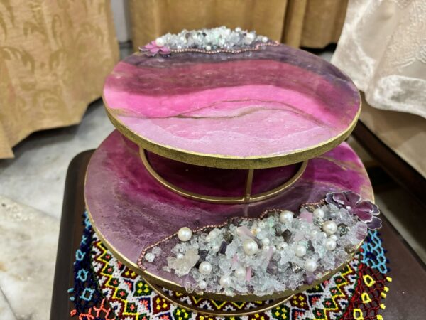 CAKE STAND