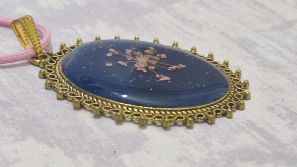 FLOWER PENDENT (BLUE)